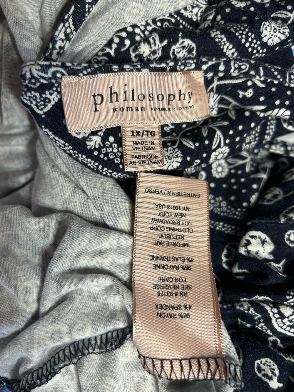 Blouse #7004 - Picture 5 of 5